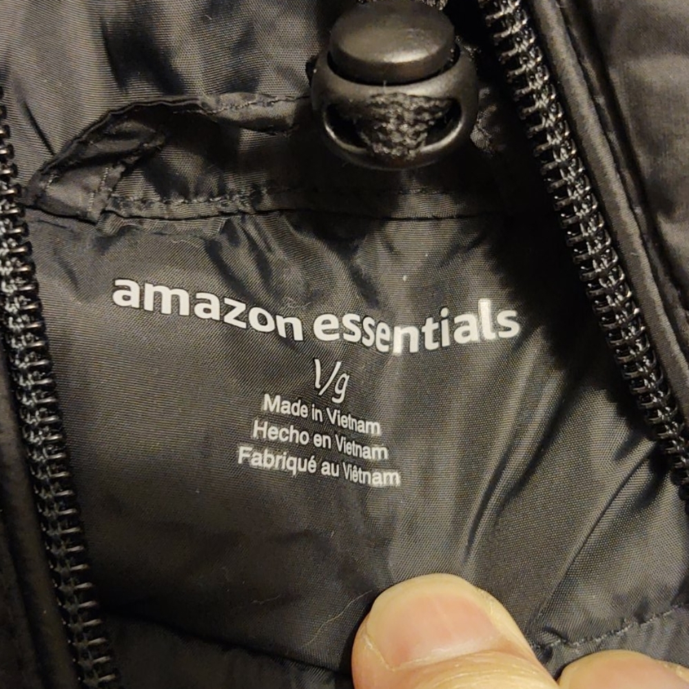 Amazon essential puffy jacket - Picture 3 of 5